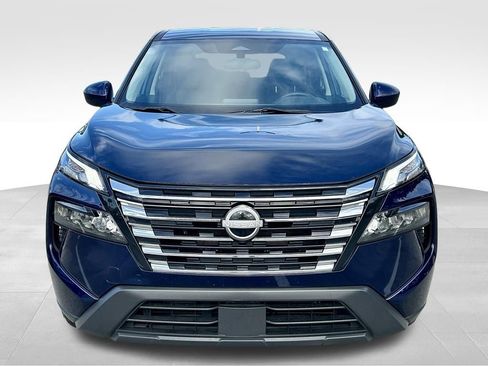 Used 2024 Nissan Rogue SV FWD image 2
