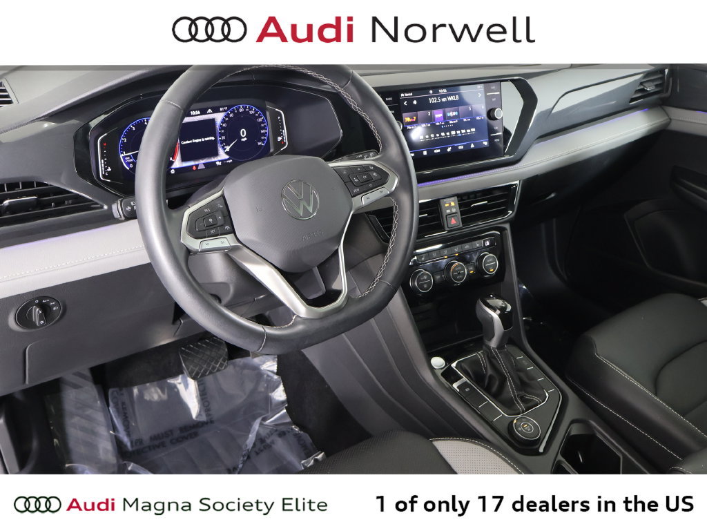 Used 2022 Volkswagen Taos SEL AWD/4WD image 2