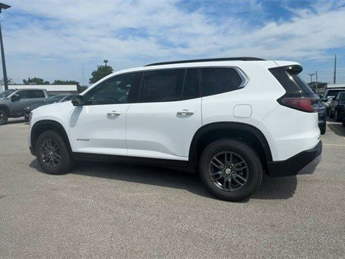 New 2026 GMC Acadia Elevation image 6