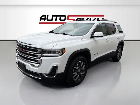 Used 2023 GMC Acadia SLT FWD image 3