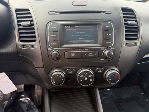 Used 2016 Kia Forte LX w/ LX Popular Plus Package FWD image 30