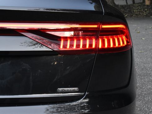 Used 2021 Audi Q8 Premium Plus AWD/4WD image 38