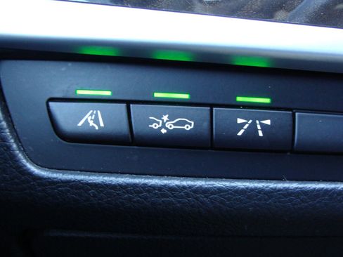 Used 2013 BMW 528i xDrive Sedan image 35