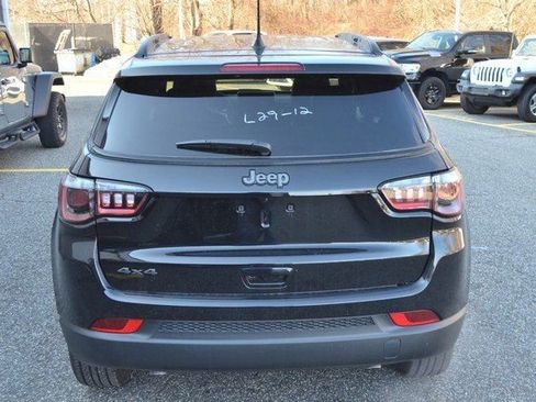 New 2026 Jeep Compass Latitude image 7