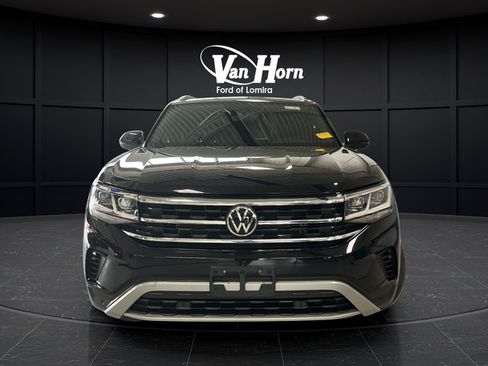 Used 2022 Volkswagen Atlas Cross Sport SE AWD/4WD image 3