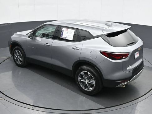 Used 2025 Chevrolet Blazer LT FWD image 20