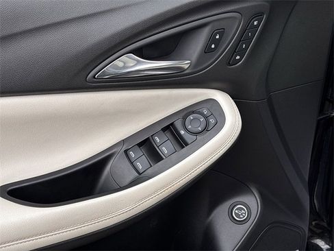 Used 2024 Buick Encore GX Avenir w/ Avenir Convenience Package image 20