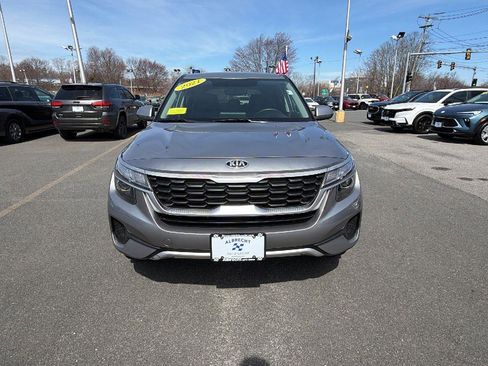 Used 2021 Kia Seltos LX AWD/4WD image 2
