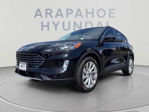 Used 2022 Ford Escape Titanium w/ Titanium Elite Package AWD/4WD image 1