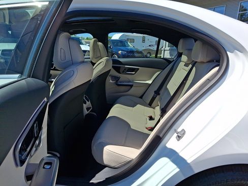 Certified 2026 Mercedes-Benz C 300 4MATIC Sedan image 10