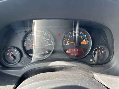 Used 2016 Jeep Patriot Latitude image 23