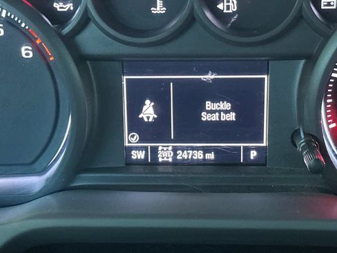 Used 2022 Chevrolet Silverado 1500 Custom Trail Boss image 28