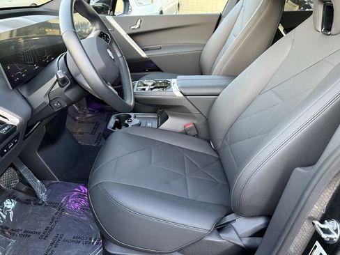 Used 2026 BMW iX xDrive45 image 22