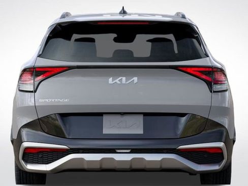 Used 2025 Kia Sportage SX image 13