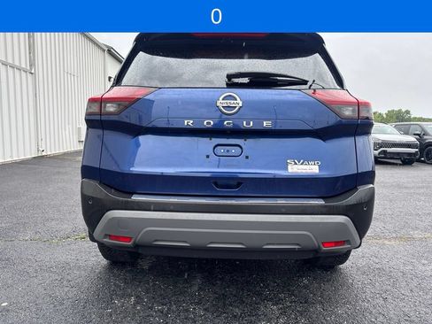 Used 2021 Nissan Rogue SV AWD/4WD image 3