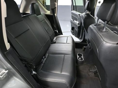 Used 2016 Jeep Compass High Altitude image 38