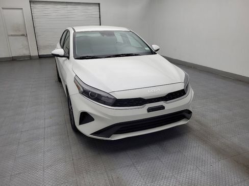 Used 2022 Kia Forte LXS w/ LXS Technology Package FWD image 14