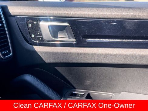 Used 2021 Porsche Cayenne image 22