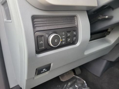 New 2026 Ford F250 XLT w/ 360-Degree Camera Package image 31