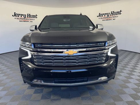 Used 2023 Chevrolet Tahoe Premier w/ Advanced Technology Package RWD image 5