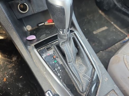 Used 2017 Toyota Corolla LE image 23