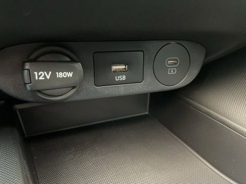 New 2025 Hyundai Elantra SE image 14