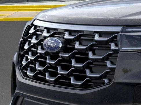 New 2026 Ford Explorer Platinum image 17