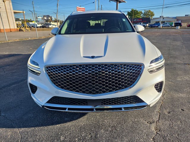 Used 2025 Genesis GV70 2.5T w/ Select Package AWD/4WD image 3