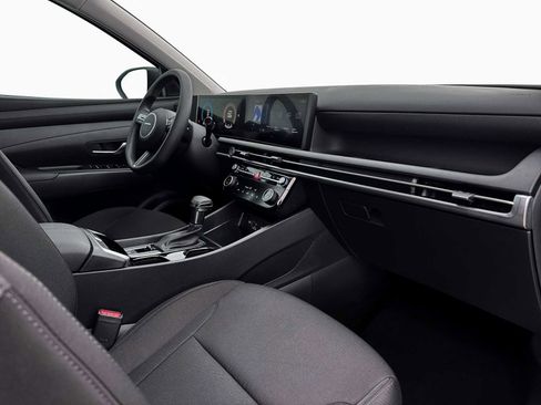 New 2026 Hyundai Tucson SEL FWD image 15