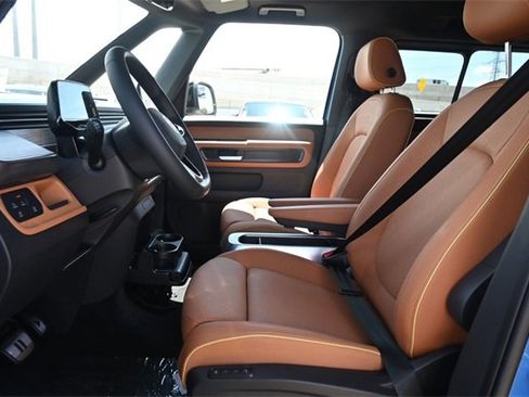 New 2025 Volkswagen ID. Buzz Pro S image 16