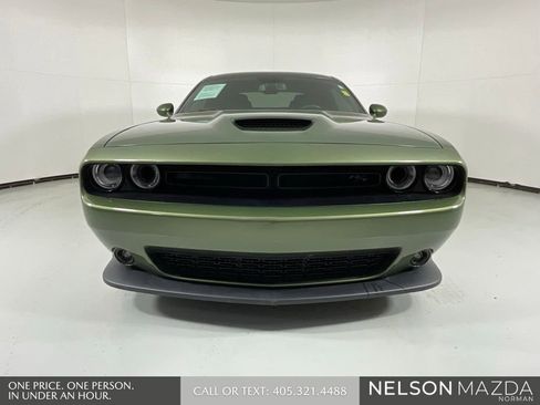 Used 2023 Dodge Challenger R/T w/ Plus Package image 2