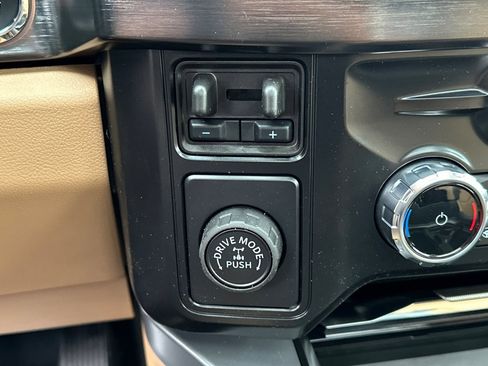 New 2026 Ford F250 Lariat RWD image 25