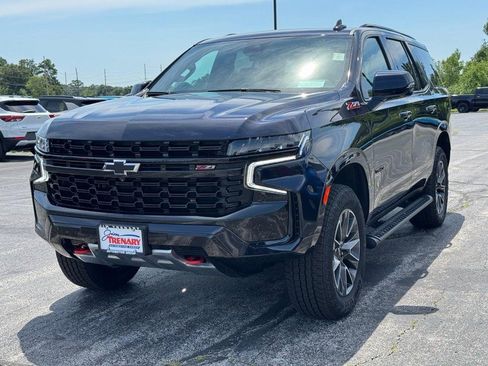 Used 2023 Chevrolet Tahoe Z71 w/ Z71 Off-Road Package AWD/4WD image 8