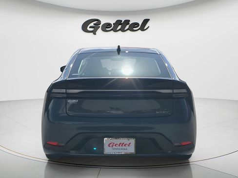 New 2026 Toyota Prius Plug-In Hybrid FWD image 14