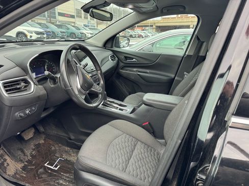 Used 2020 Chevrolet Equinox LT image 9