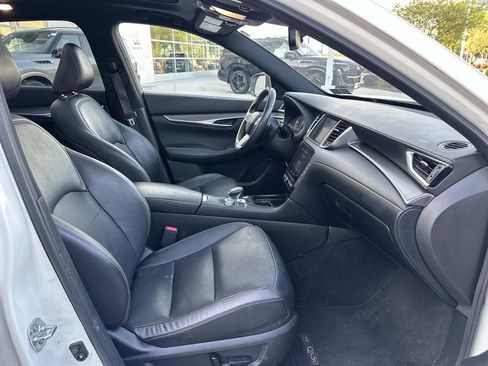 Used 2022 INFINITI QX50 Luxe w/ Appearance Package AWD/4WD image 38