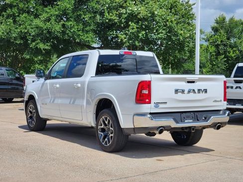Certified 2025 RAM 1500 Laramie AWD/4WD image 5