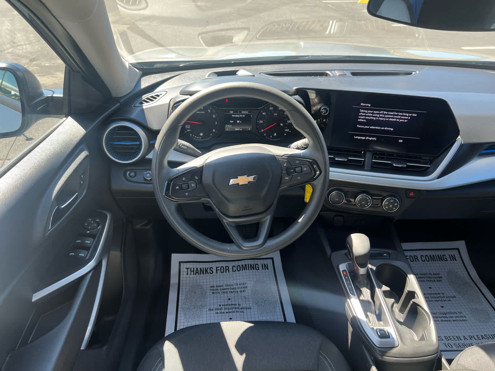 Used 2025 Chevrolet Trax LS w/ Driver Confidence Package FWD image 3