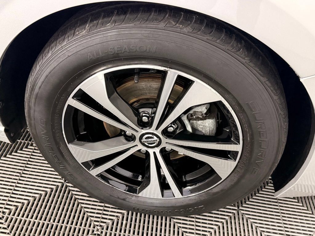 Used 2023 Nissan Sentra SV FWD image 14