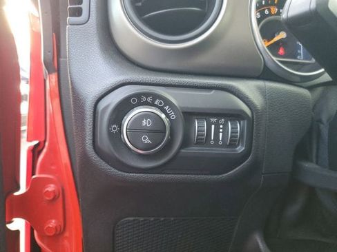 Certified 2020 Jeep Gladiator Sport w/ Quick Order Package 24S image 38