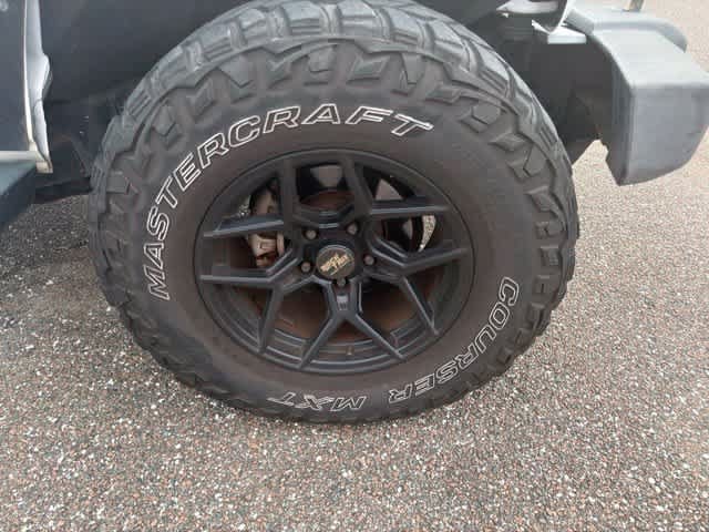 Used 2013 Jeep Wrangler Unlimited Sport AWD/4WD image 8