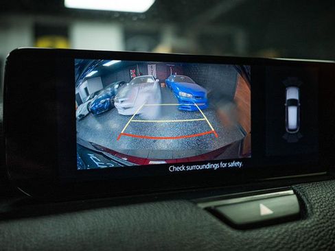 Used 2024 MAZDA CX-90 Plug-In Hybrid w/ Premium Pkg image 24