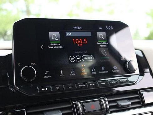 Certified 2025 Nissan Pathfinder SL w/ SL Premium Package FWD image 15