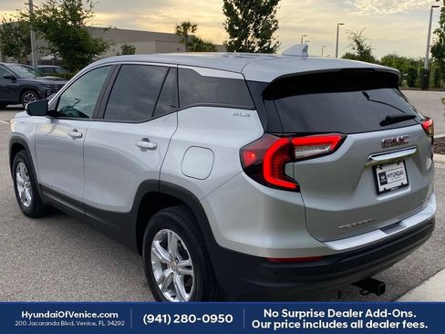 Used 2022 GMC Terrain SLE AWD/4WD image 9