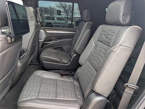 Used 2026 Cadillac Escalade Platinum Sport w/ LPO, ONYX Package image 28