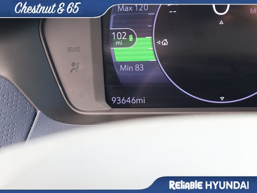 Used 2023 Chevrolet Bolt EUV Premier w/ Sun & Sound Package FWD image 30