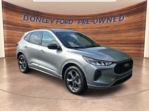 Used 2023 Ford Escape ST-Line w/ Tech Pack #1 image 9