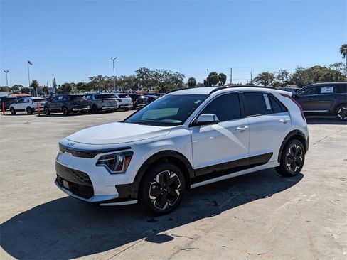 Certified 2025 Kia Niro Wind image 5