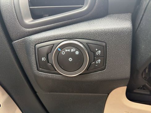 Used 2018 Ford EcoSport SE w/ SE Convenience Package AWD/4WD image 29
