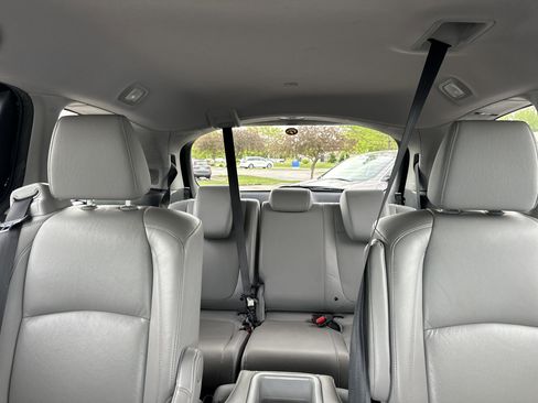 Used 2018 Honda Odyssey Elite image 38